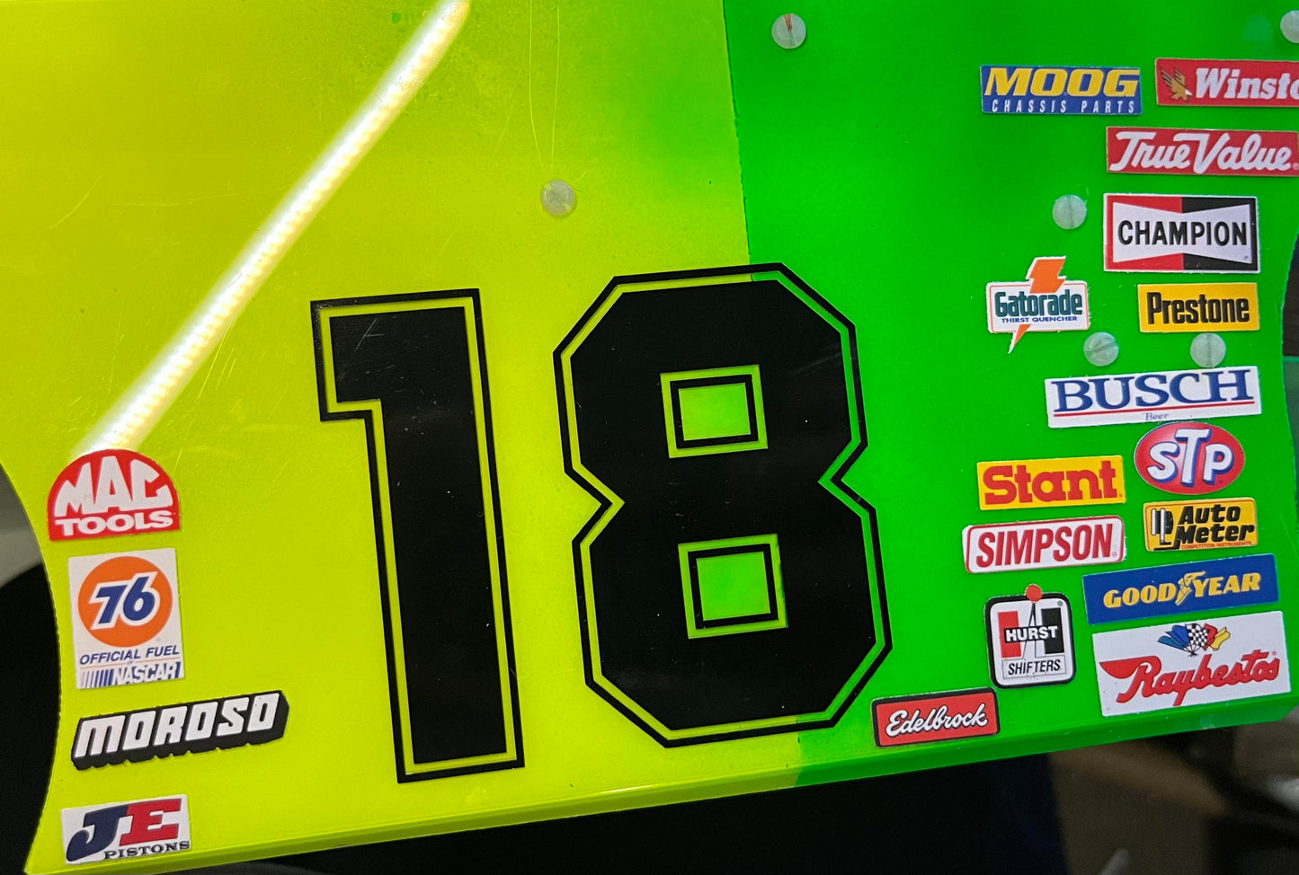 Set of 25 logo stickers for your RC car